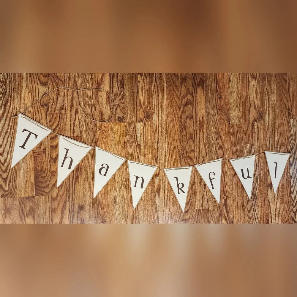 Thankful Banner with Jute String